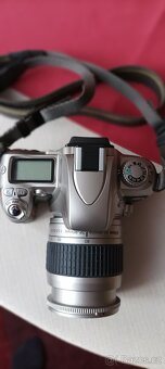 Nikon F 75 - 2