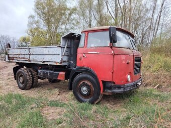 Škoda 706 mts - 2