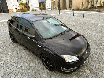 Ford Focus ST 2.5 166kW 5-ti válec - 2
