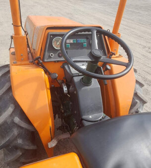 Traktor Goldoni 245 - 2