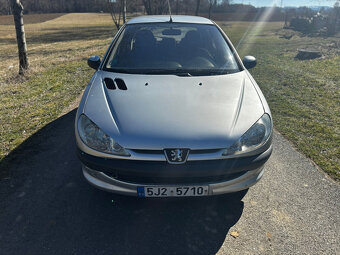 Peugeot 206 1.4i 55kW, Klima - 2