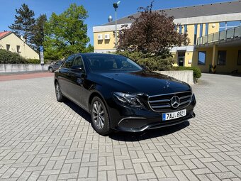 Mercedes-Benz E 220d W213 – 1. majitel, servis Mercedes - 2