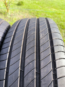 2 letní pneu 215/55/17 MICHELIN - 2
