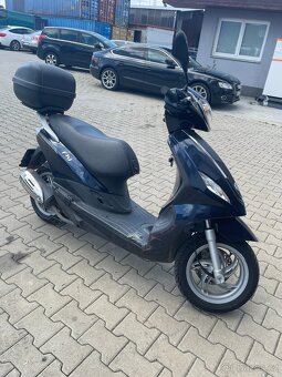 Pronájem Skutru Piaggio 125cc - 2