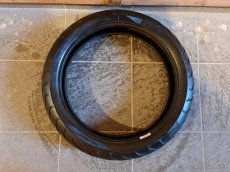120/70-17 - Pirelli - 352. - 2