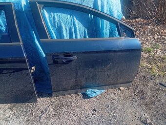 FORD MONDEO IV, MONDEO 4, MK4, KOMBI .. DVEŘE P.P. A P.Z. - 2