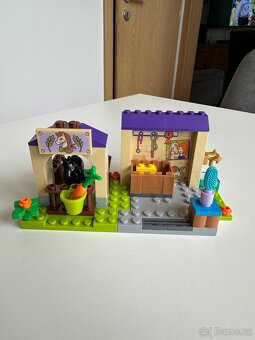Lego Friends Mia a stáj pro hříbata - 2