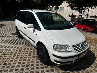 Volkswagen Sharan 1.9TDi 85kw 7mist ( tažné zařízení ) - 2