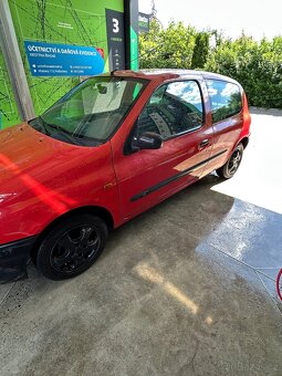 Prodám auto Renault Clio - 2
