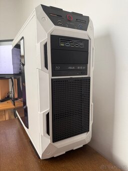 Ryzen 9950X, 64GB RAM, RTX 3090 24GB, 1TB Gen5 - 2