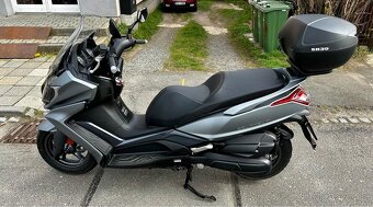 Skútr kymco downtown 125 - 2