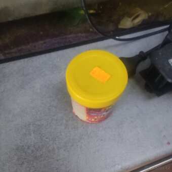 Prodám kompletní set akvárko se vším - 2