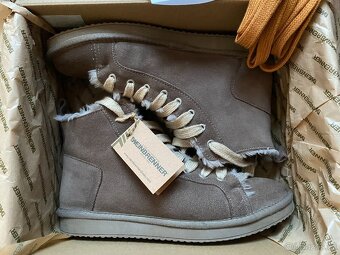 Pánské kožené zimní boty Weinbrenner s kožichem - č. 44 - 2