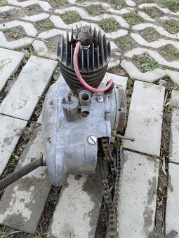 Motor manet dvoupist - 2