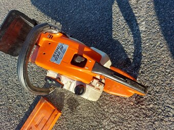 Stará motorová pila Stihl 032AV - 2