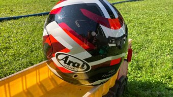 Helma přilba Arai Quantic - 2