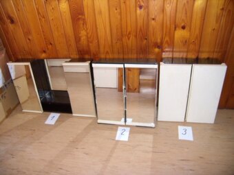 Prodám KOUPELNOVOU SKŘÍŇKU - 2