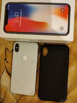 Apple iPhone X 256GB - 2