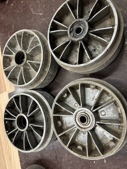 Predám stred kola, brzdový buben JAWA ČZ 175 250 350 - 2