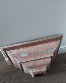 Dřevěná konzole - 2