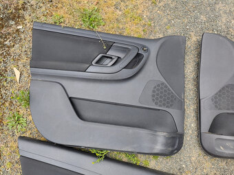 Přední tapeci Fabia II - 2