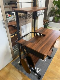 Počítačový stolek - 2