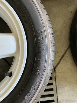 Alu kola Peugeot 5,5x14, pneu Michelin - 2
