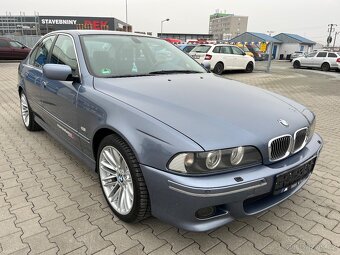 BMW 520I- sport paket - 2