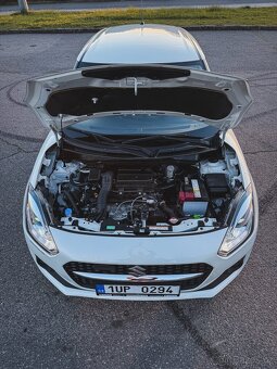 NOVÉ 2022 Suzuki Swift, 13750km, záruka 3 roky, 1 majitel - 2