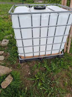 IBC-KONTEJNER-NADRZ 1000 LITRU - 2