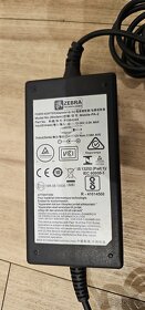 Autonabíječka na notebook 12/24V - 2