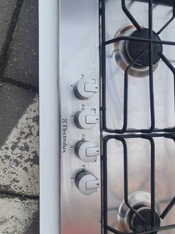 Varná deska a trouba Elektrolux - 2