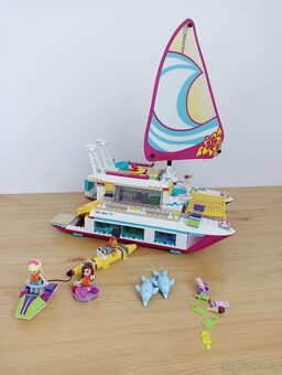 Lego 41317 - Friends - Katamarán Sunshine - 2