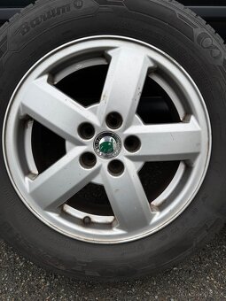 Alu kola 5x100 6x15 ET38, pneu. 195/65 r15 - 2