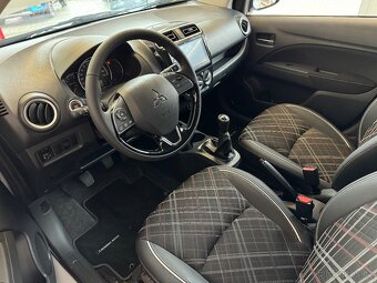 Mitsubishi Space Star - 2