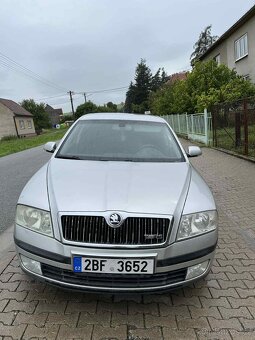 Škoda Octavia 1.6 FSI - 2