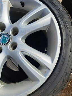 Alu kola Škoda VW, s pneu 205 45 R16, pěkné - 2