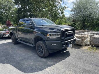 Dodge ram 2500 power wagon - 2