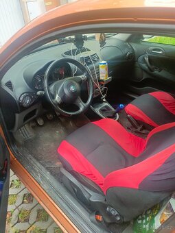 Alfa Romeo 147 3 dvery - 2