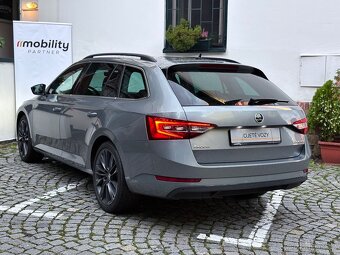 Škoda Superb 3 kombi 2.0 TDI MANUÁL, CANTON, ČR - 2