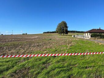 🏡 Prodej stavební parcely – Kondrac u Vlašimi (897 m²) - 2