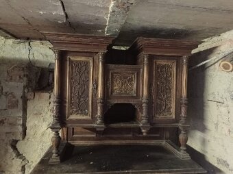 Prodám starožitný dvojdílný příborník - 2