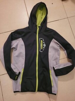 Shoftshellova bunda - 2