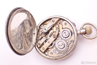 Starožitné dvoupláštové stříbrné zdobené kapesní hodinky. - 2