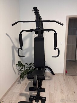 Posilovací věž Decathlon - 2