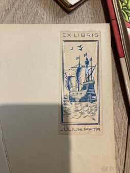 17 knih (Ferda mravenec, Modroočko,Mauglí,komiks, Aladin,apo - 2