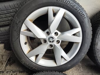 17"zimní alu sada Lyra 5x112 origo Octavia 4 Leon 4 Golf 8 - 2