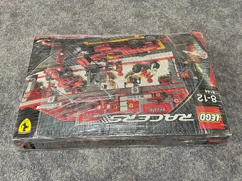 Lego 8144 Ferrari 248 F1 Team (Schumacher Edition) - 2