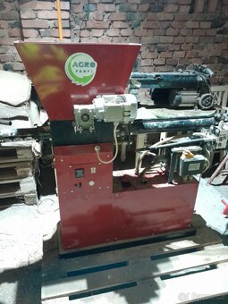 Briketovací lis - 2