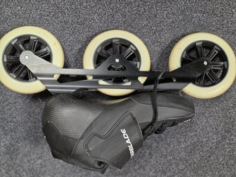 Kolečkové brusle Rollerblade - 2